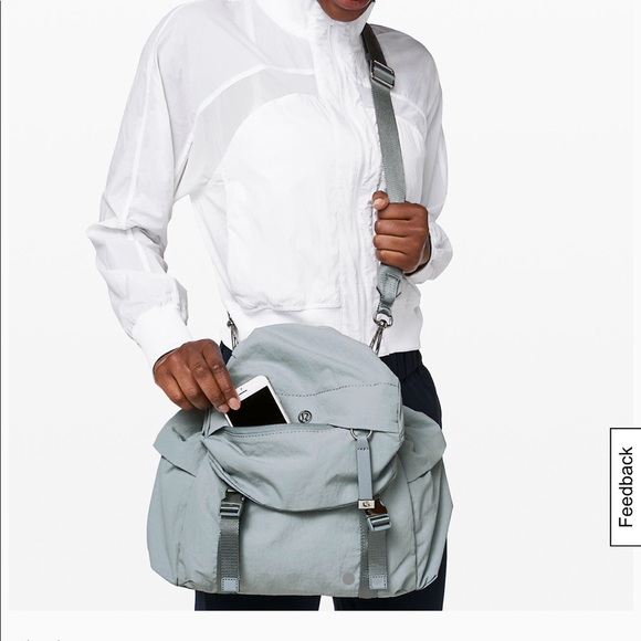lululemon back to me bag